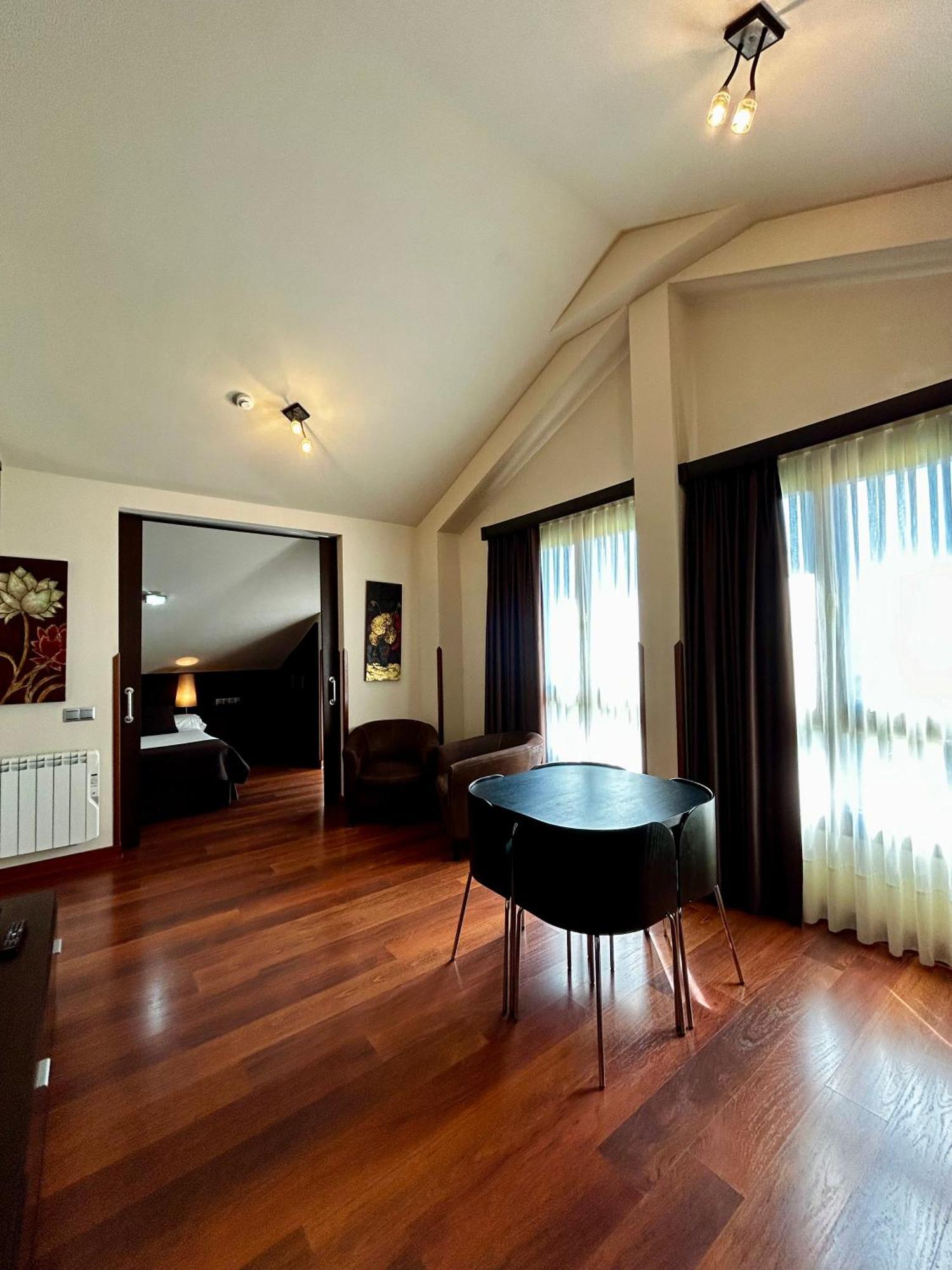 Apartamentos Rurales L'Arquera Llanes Buitenkant foto