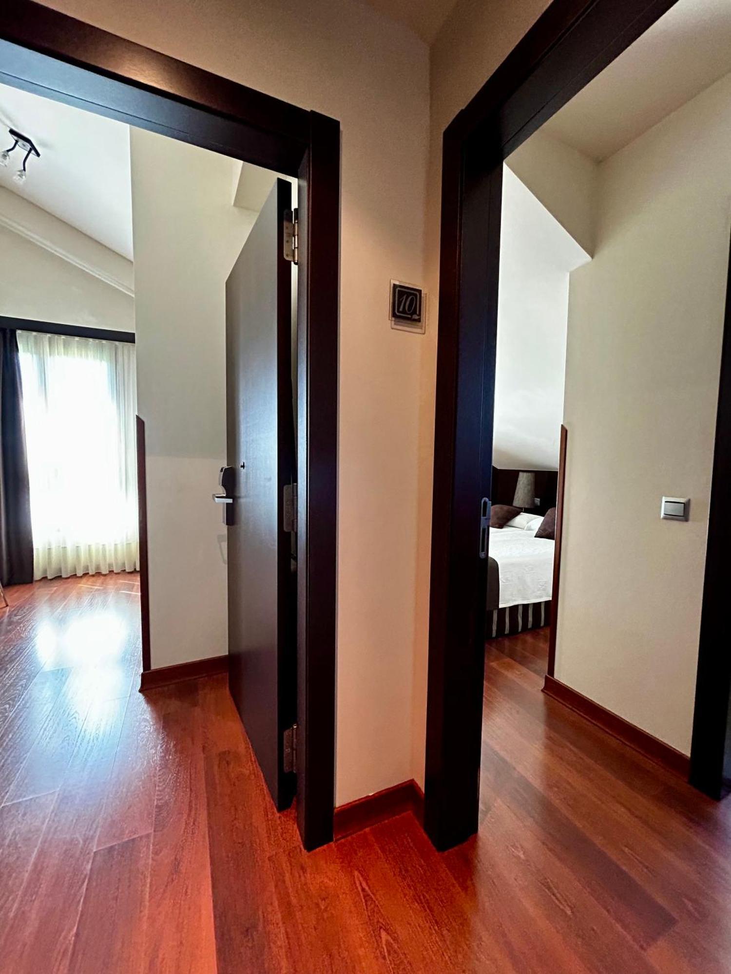 Apartamentos Rurales L'Arquera Llanes Buitenkant foto